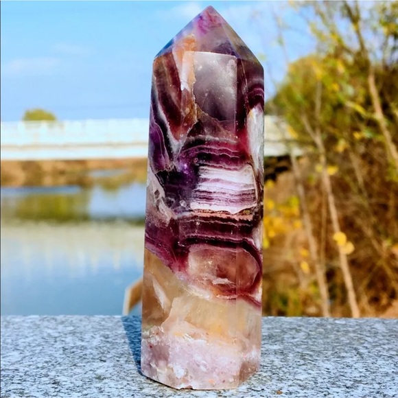 Rare Color natural fluorite gemstone tower - Picture 6 of 7